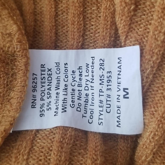 🦋Parallel Skies Goldenrod Criss Cross Tie Front Top - Picture 5 of 5